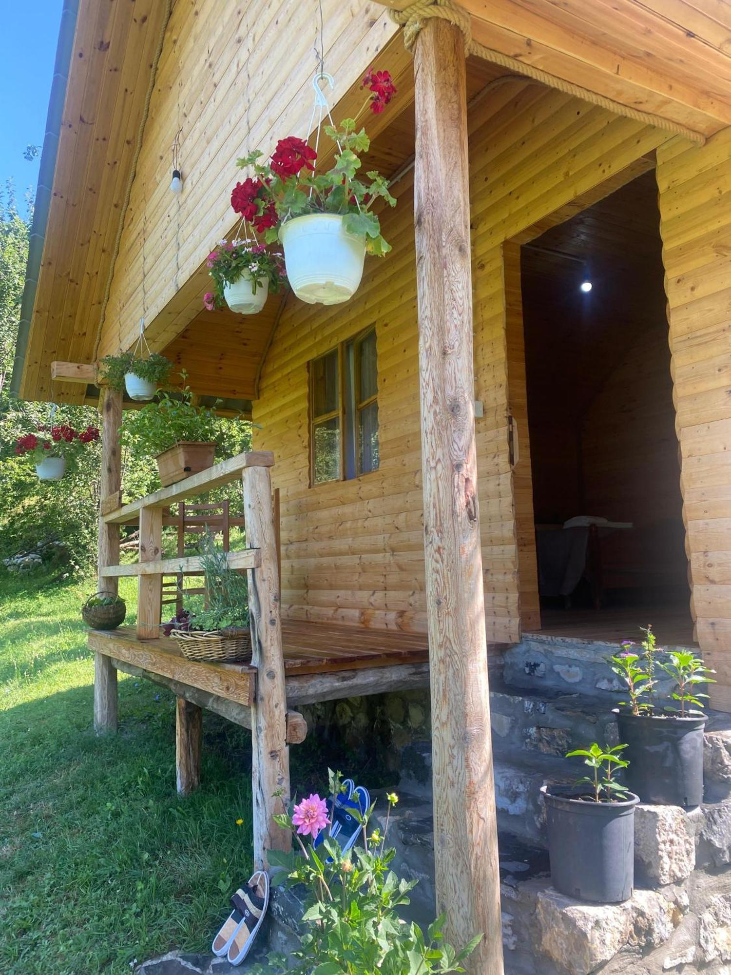 Hotel Bujtina Shkambi Theth Zewnętrze zdjęcie