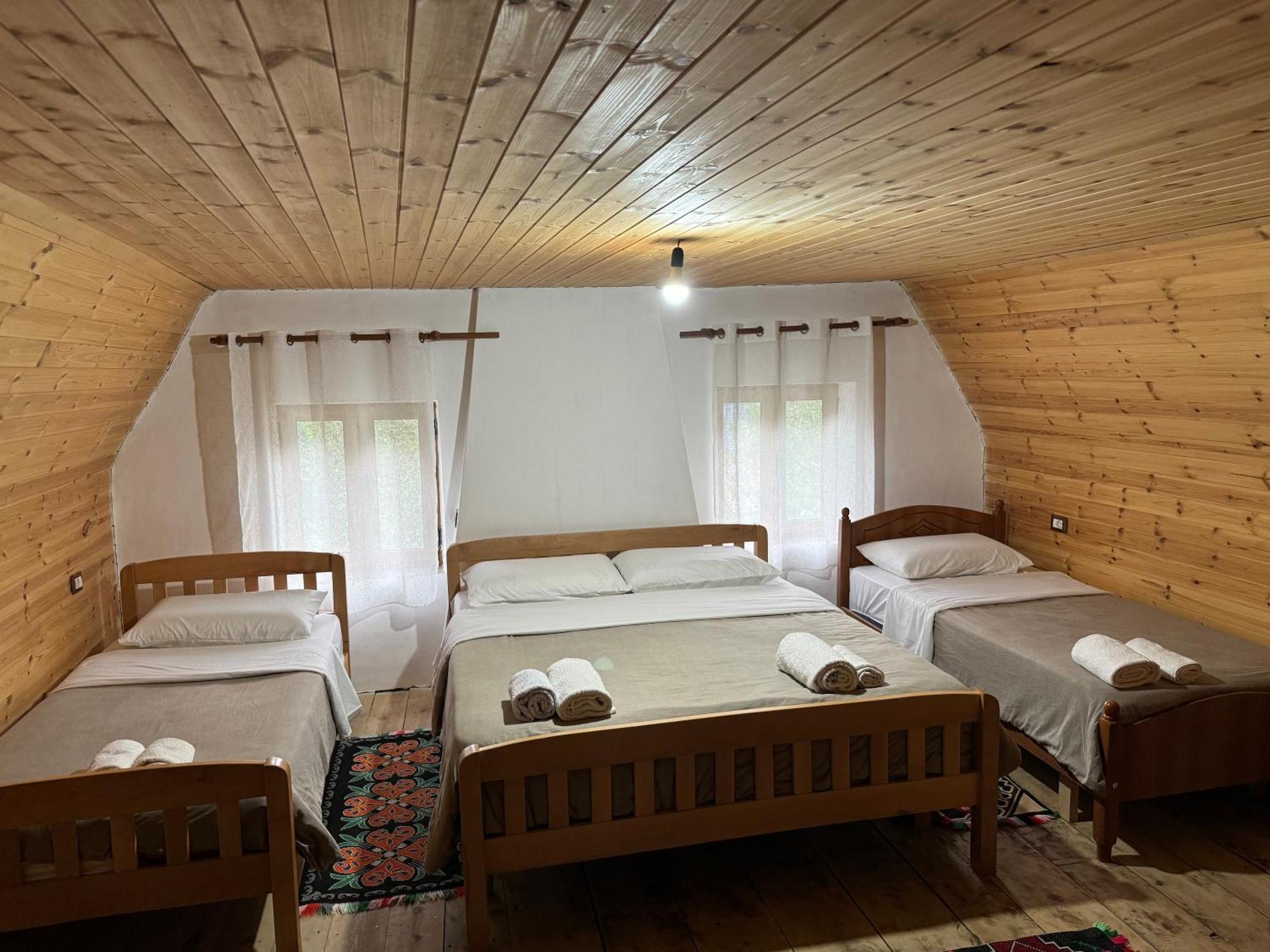 Hotel Bujtina Shkambi Theth Zewnętrze zdjęcie