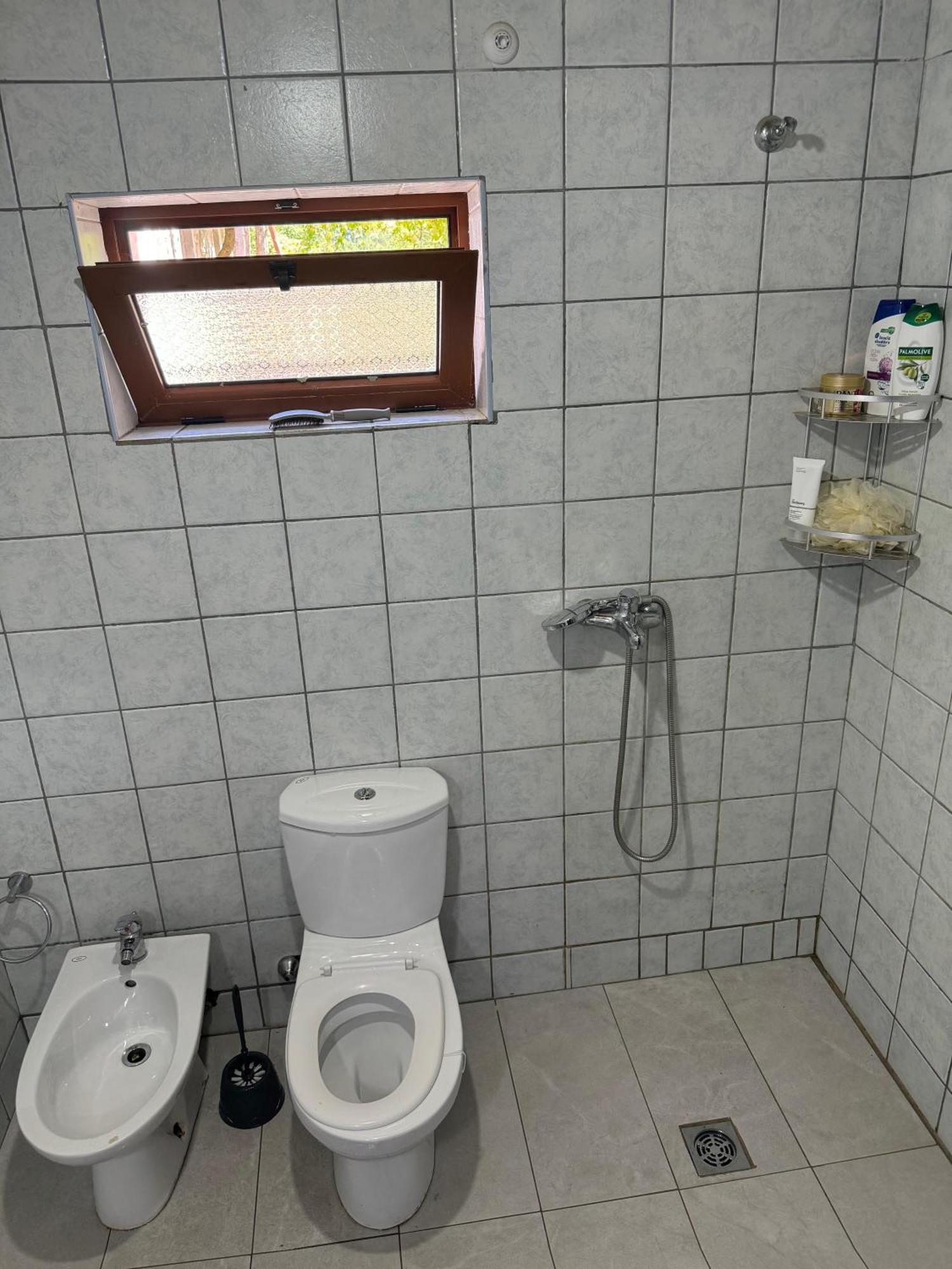 Hotel Bujtina Shkambi Theth Zewnętrze zdjęcie